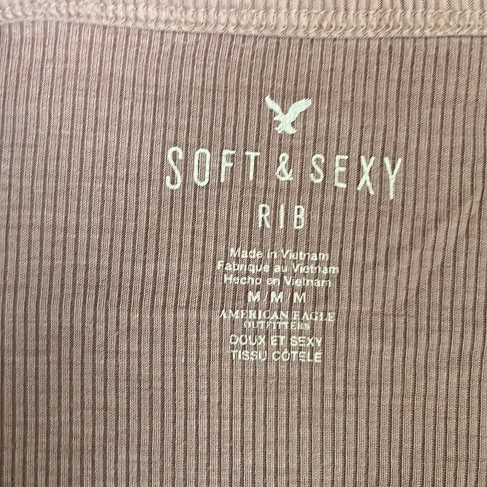 AE Ribbed Tanktop - Picture 2 of 2